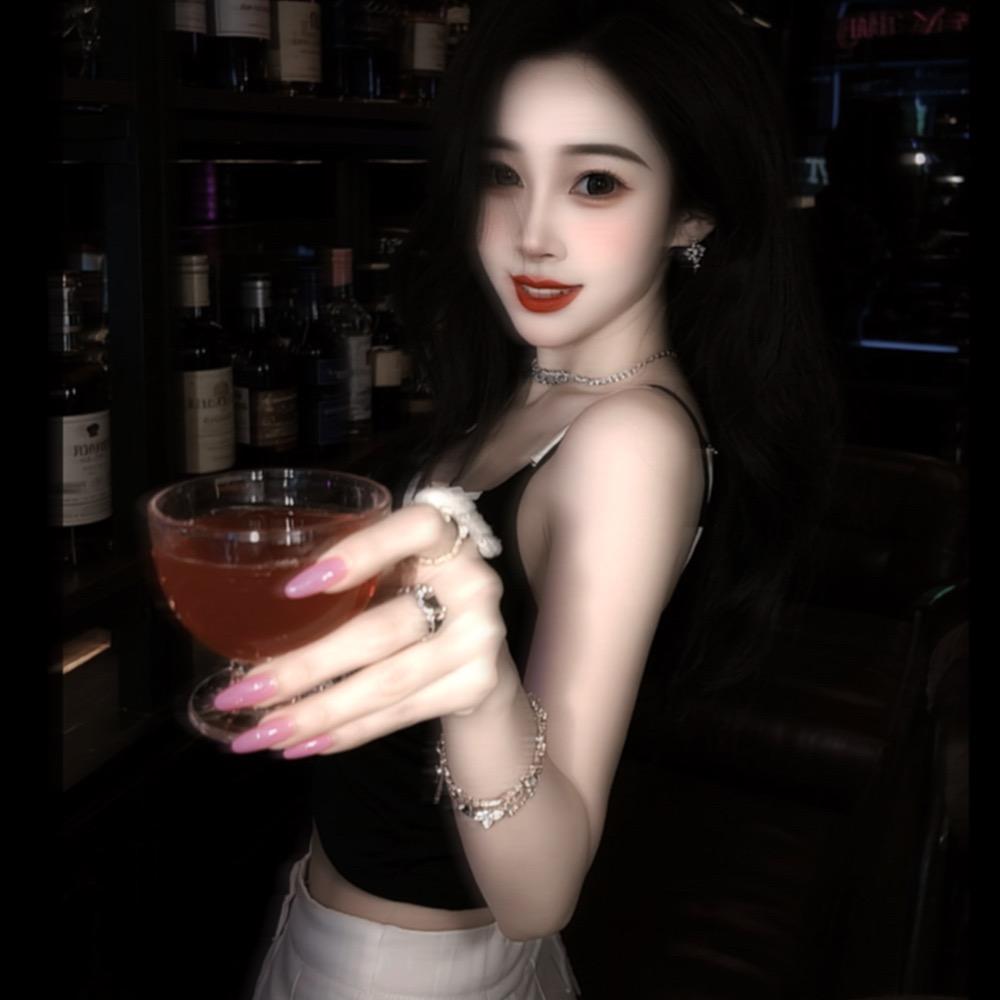 👧🏻 ·  那些烂醉如泥的夜
