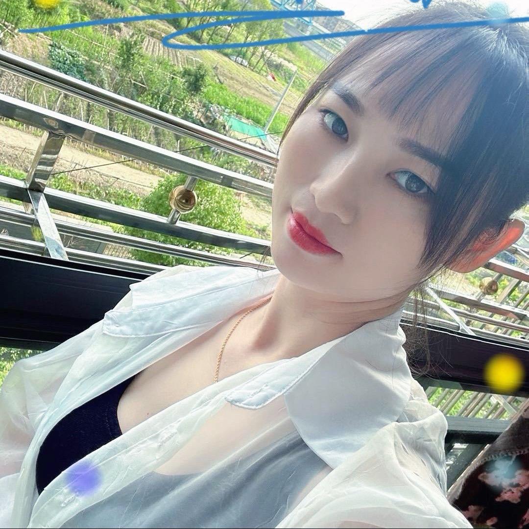 芳芳🌹