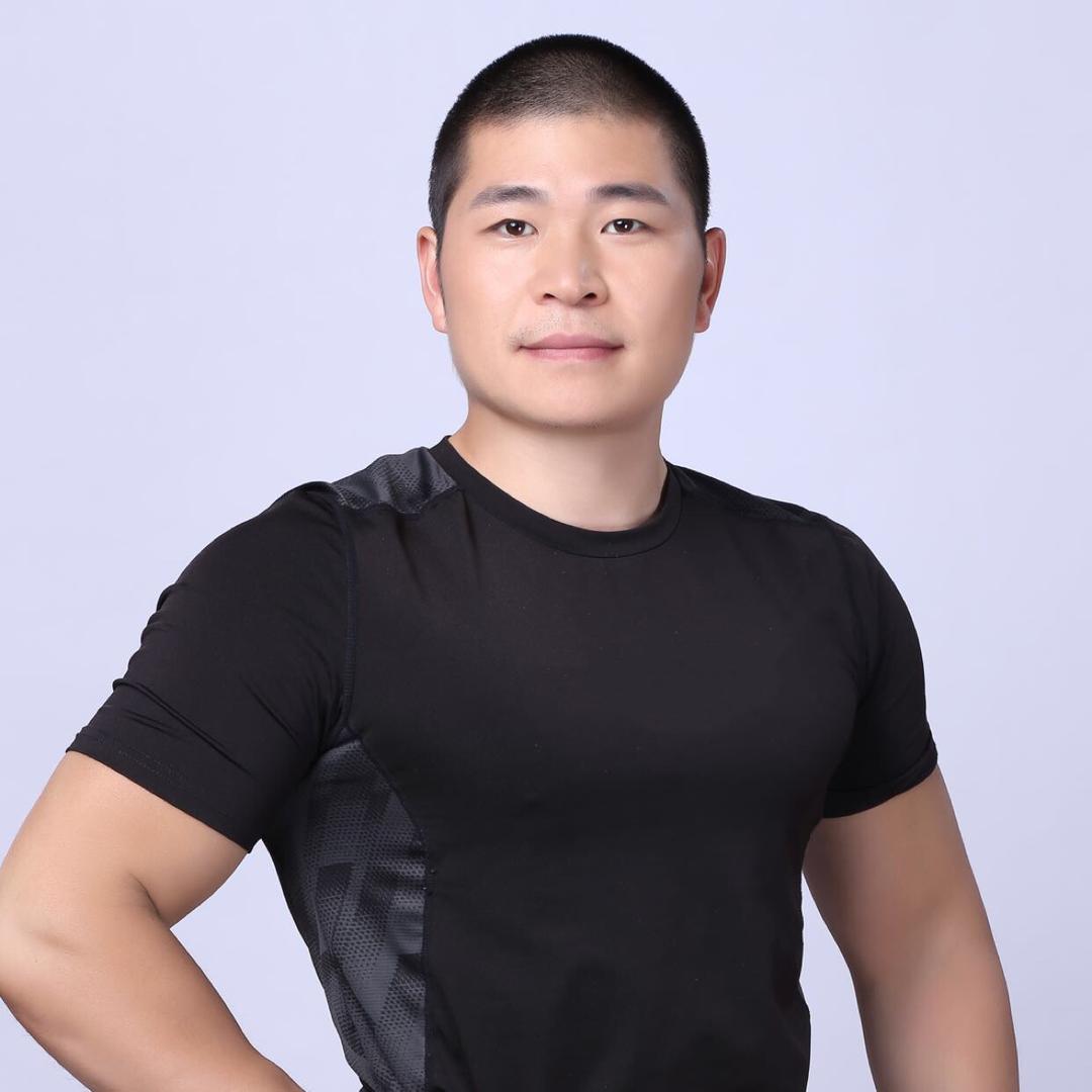 阿探健身