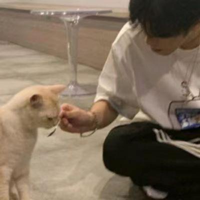 422.2万人
