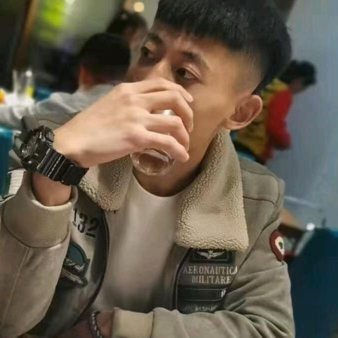 手艺人  小杨