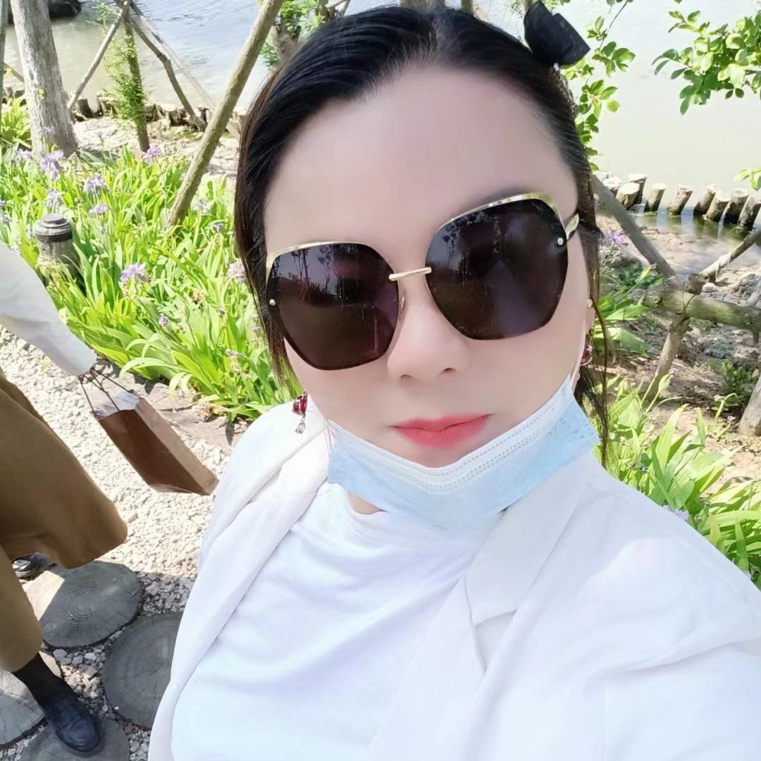 👄纯与白💄👠❤️