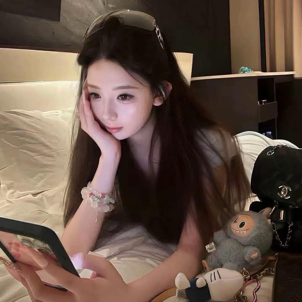 小小伯