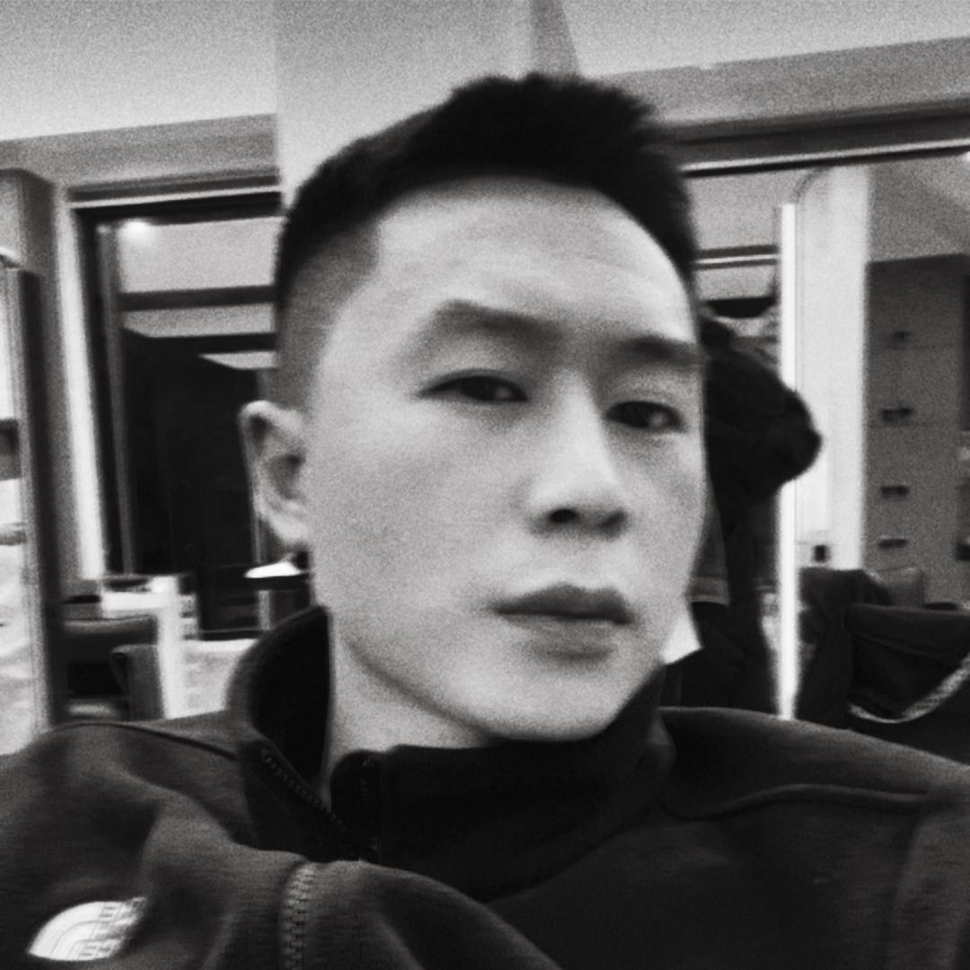 卢佳 风格发型设计