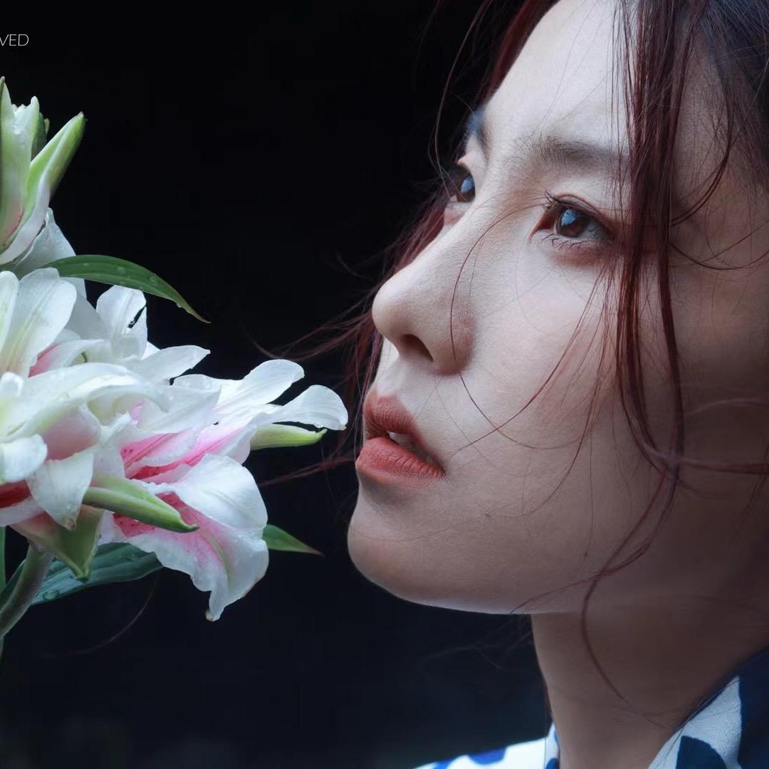 四个芒果.