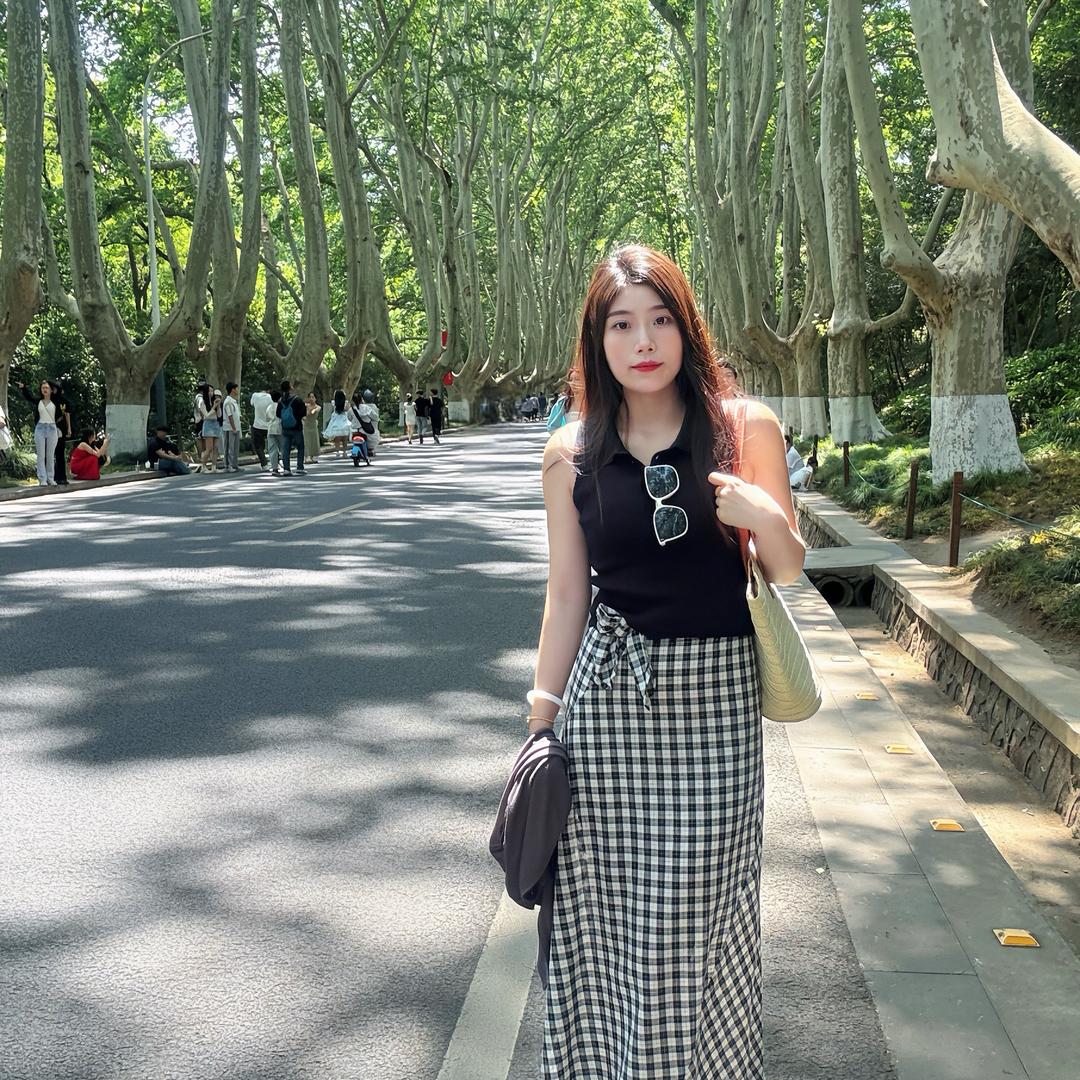 小鱼今天穿什么
