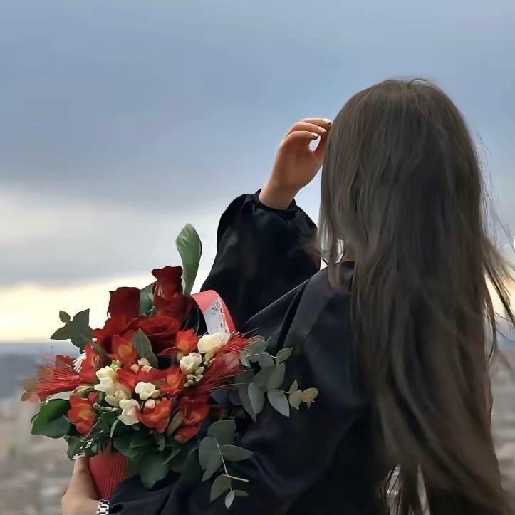 不吃芹菜.