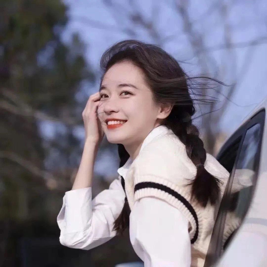 一只包包子