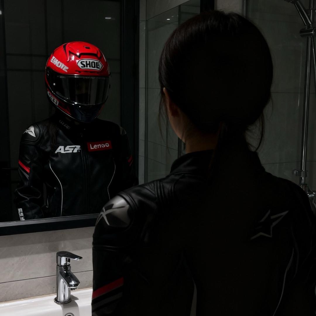 纯情蟑螂火辣辣(•ૢ⚈͒⌄⚈͒•ૢ) ૢ