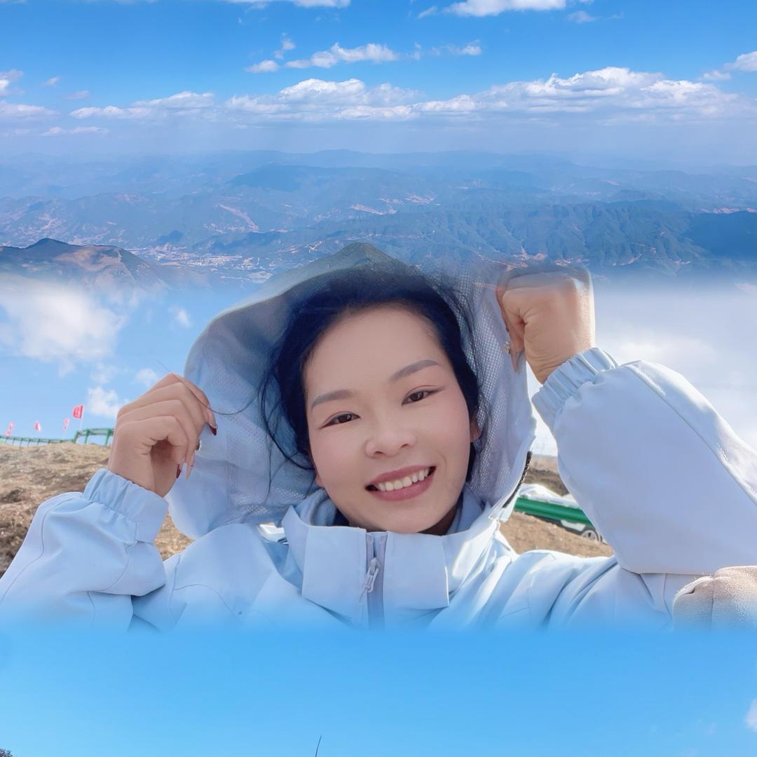 卖水果的周周