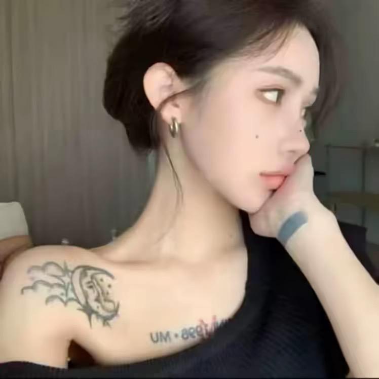 丽子·