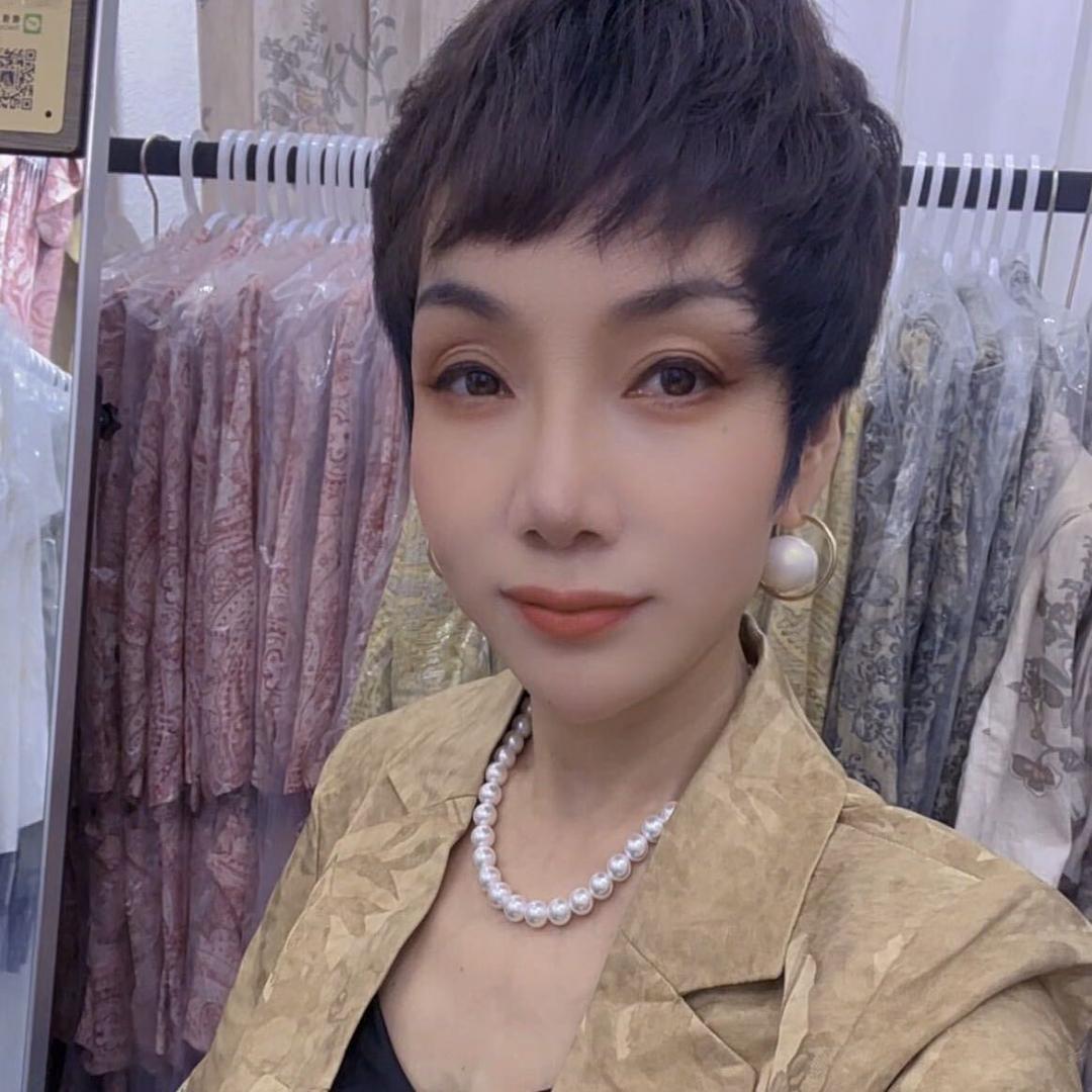 陈新梅服饰店