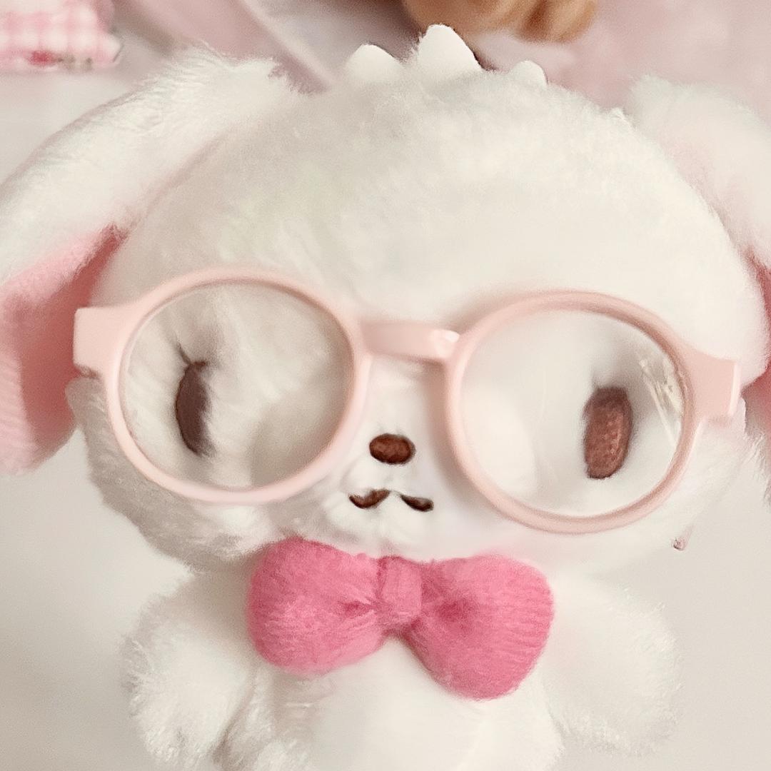 𝟏𝐚𝐦𝐙_𝟖