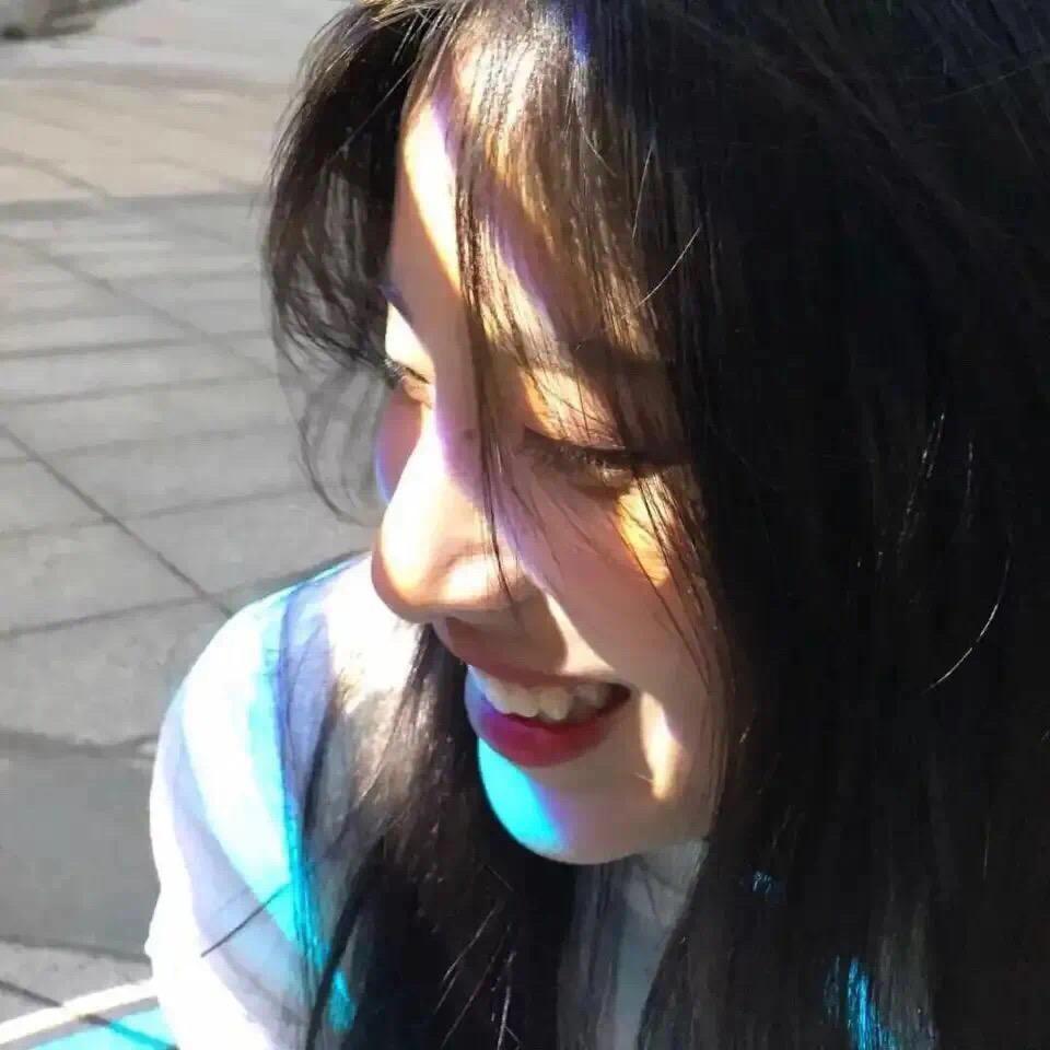 橘子味的汽水真好喝