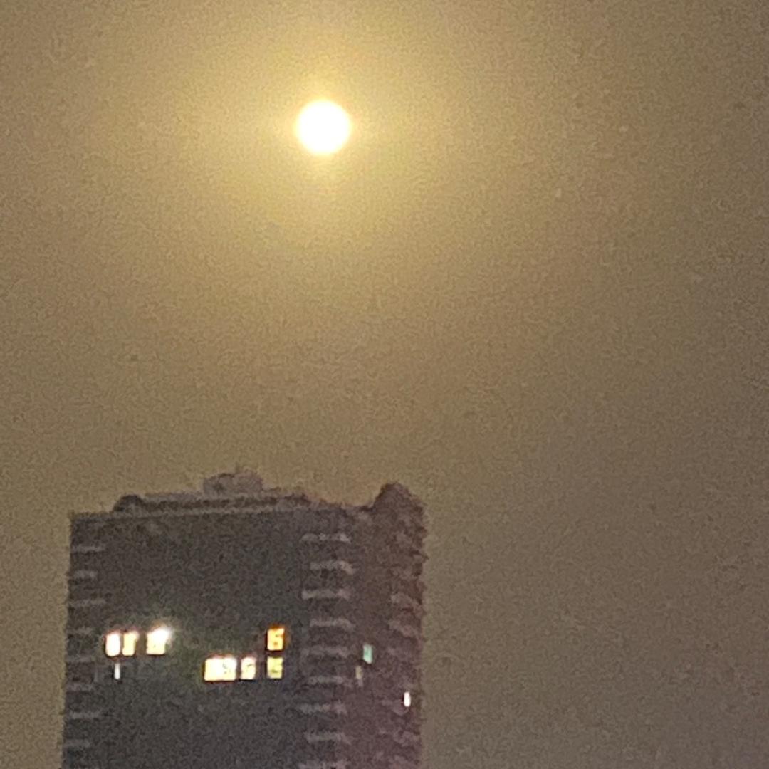 非凡