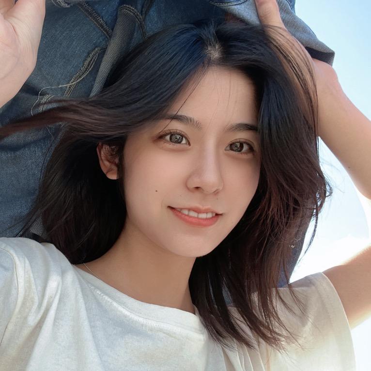 小婕77