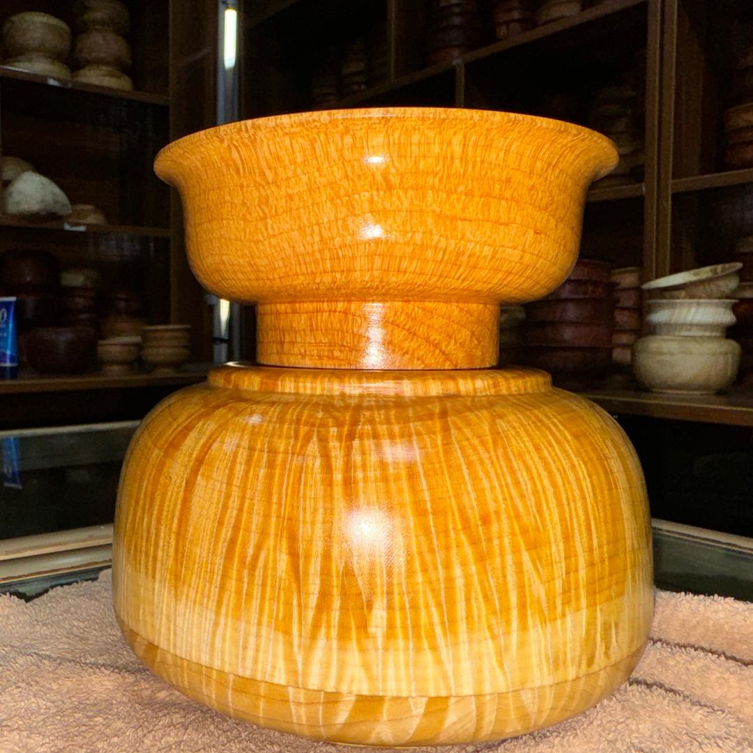 卡瓦格博木碗商店