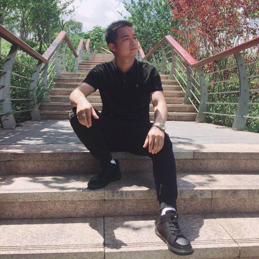 乡村大鹏哥