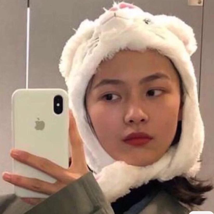 剪刀手姐妹✌🏻