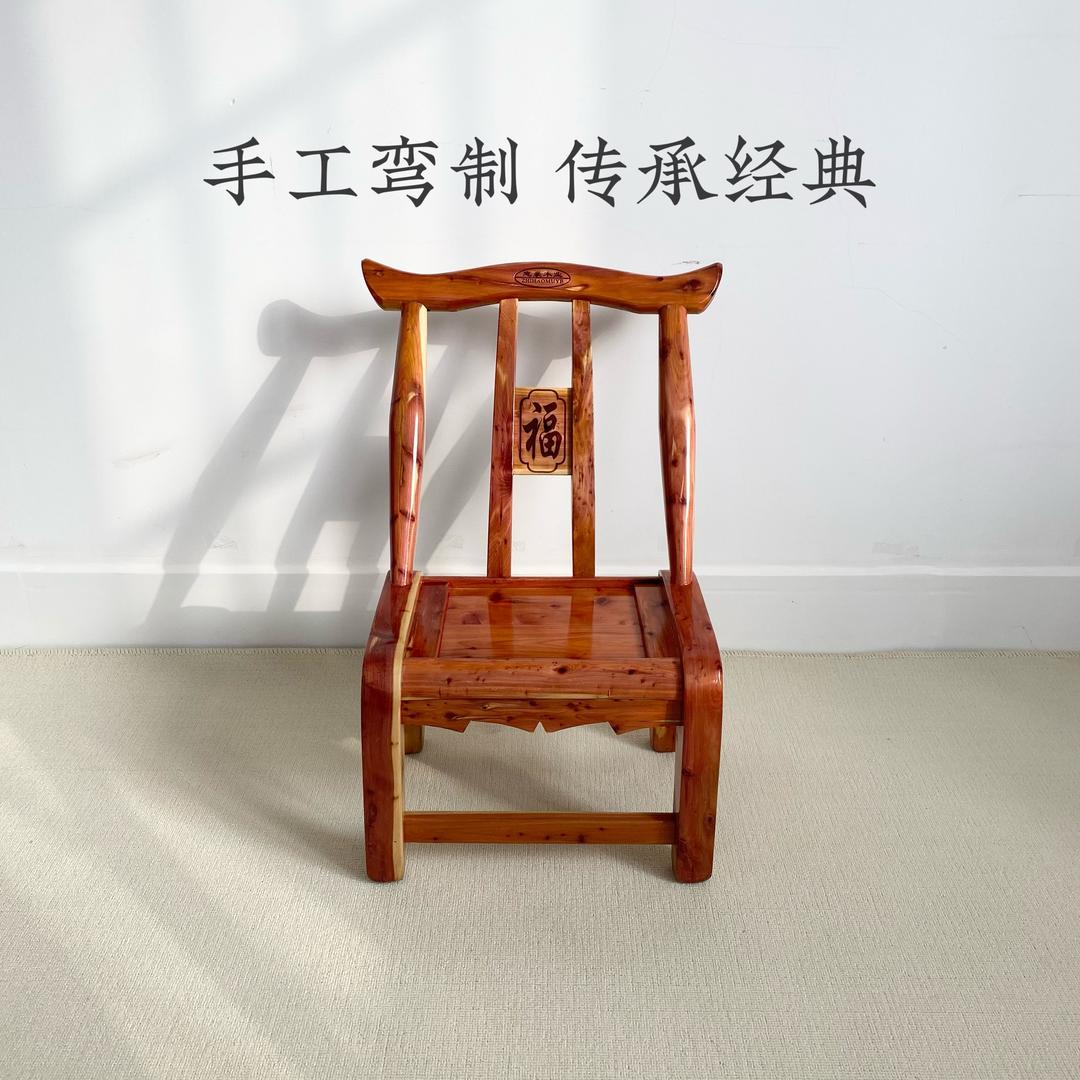 手工弯制柏木椅