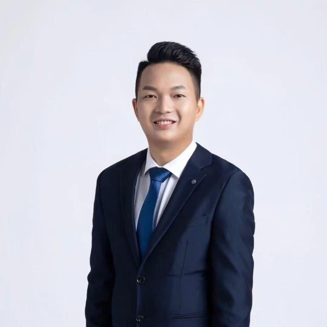 中山小榄非凡汽车帮提新车