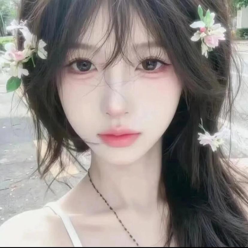 以茉MOMO