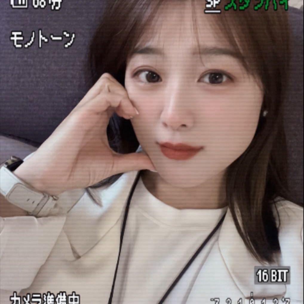 👸面包不吃边（连赞拉黑）