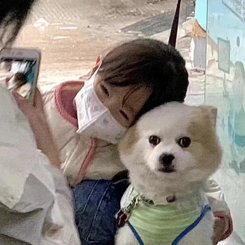 👀