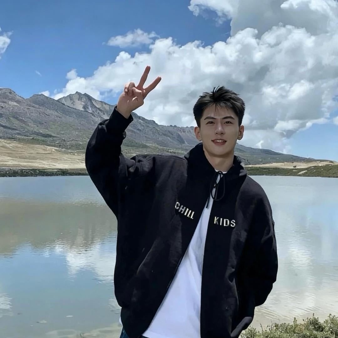 爱吃凉拌苔干的乔宜男头像