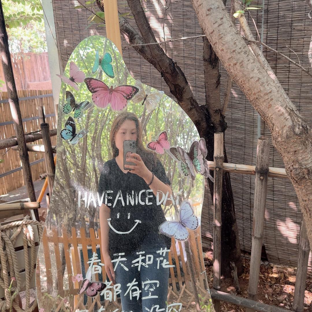 在安康开花店的珍珍