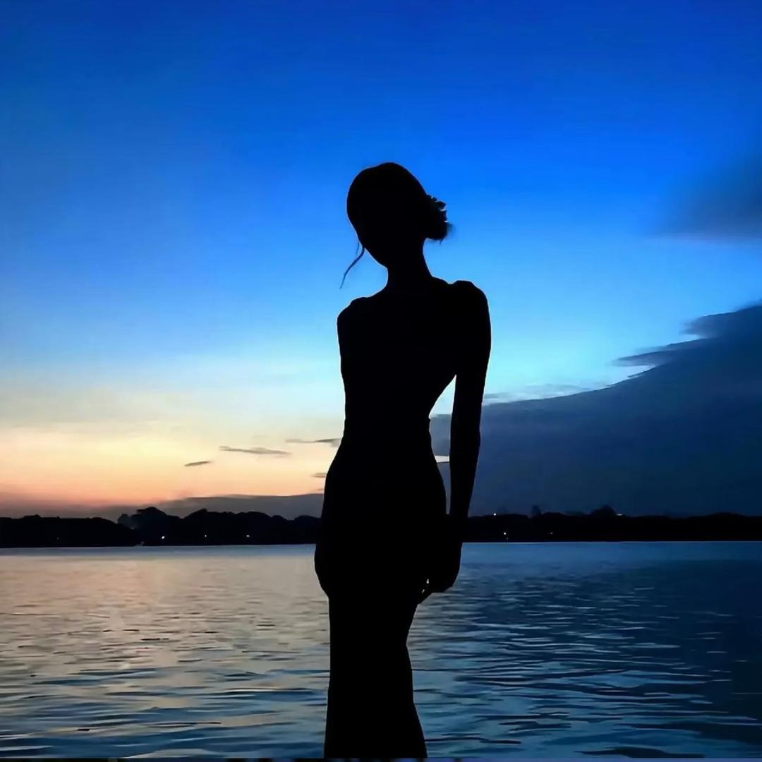 小萌惊扰了星月