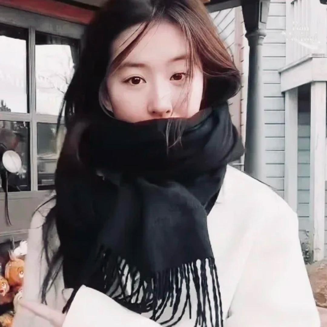 晗：