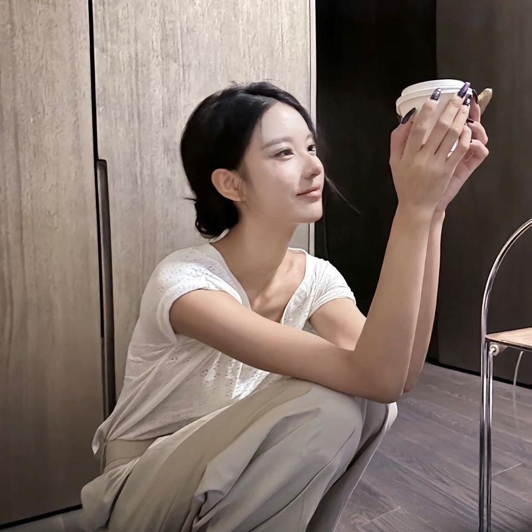 小雨.