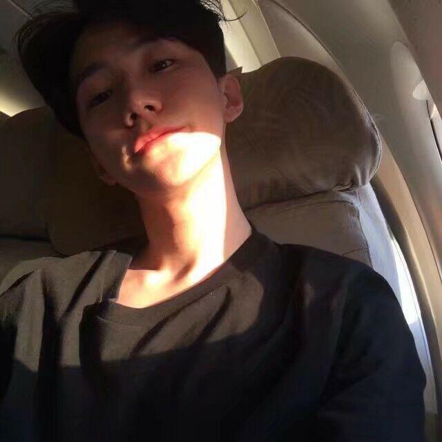 绿色叔叔.