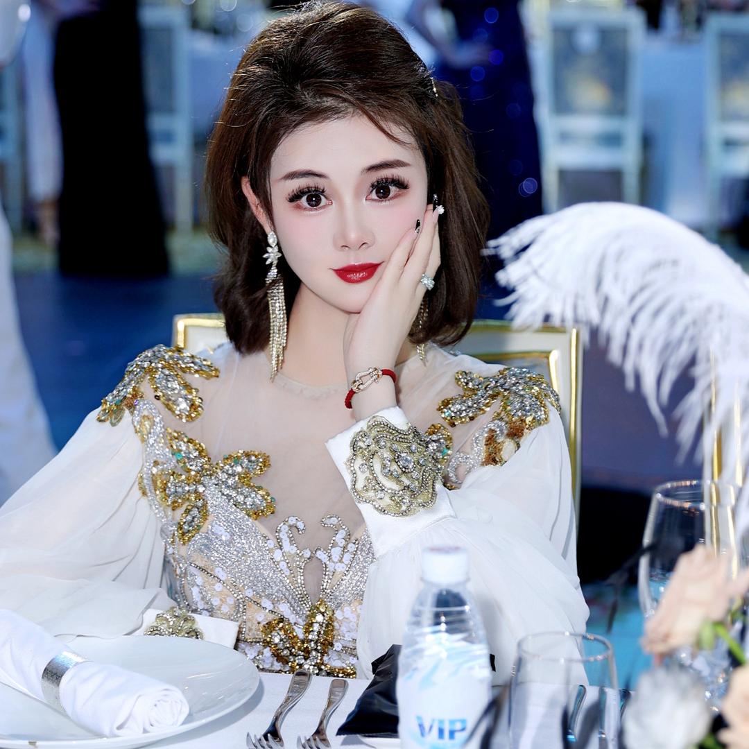 虞美人于文红【向俊晓】