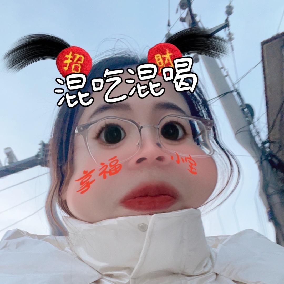 一口八个小笼包