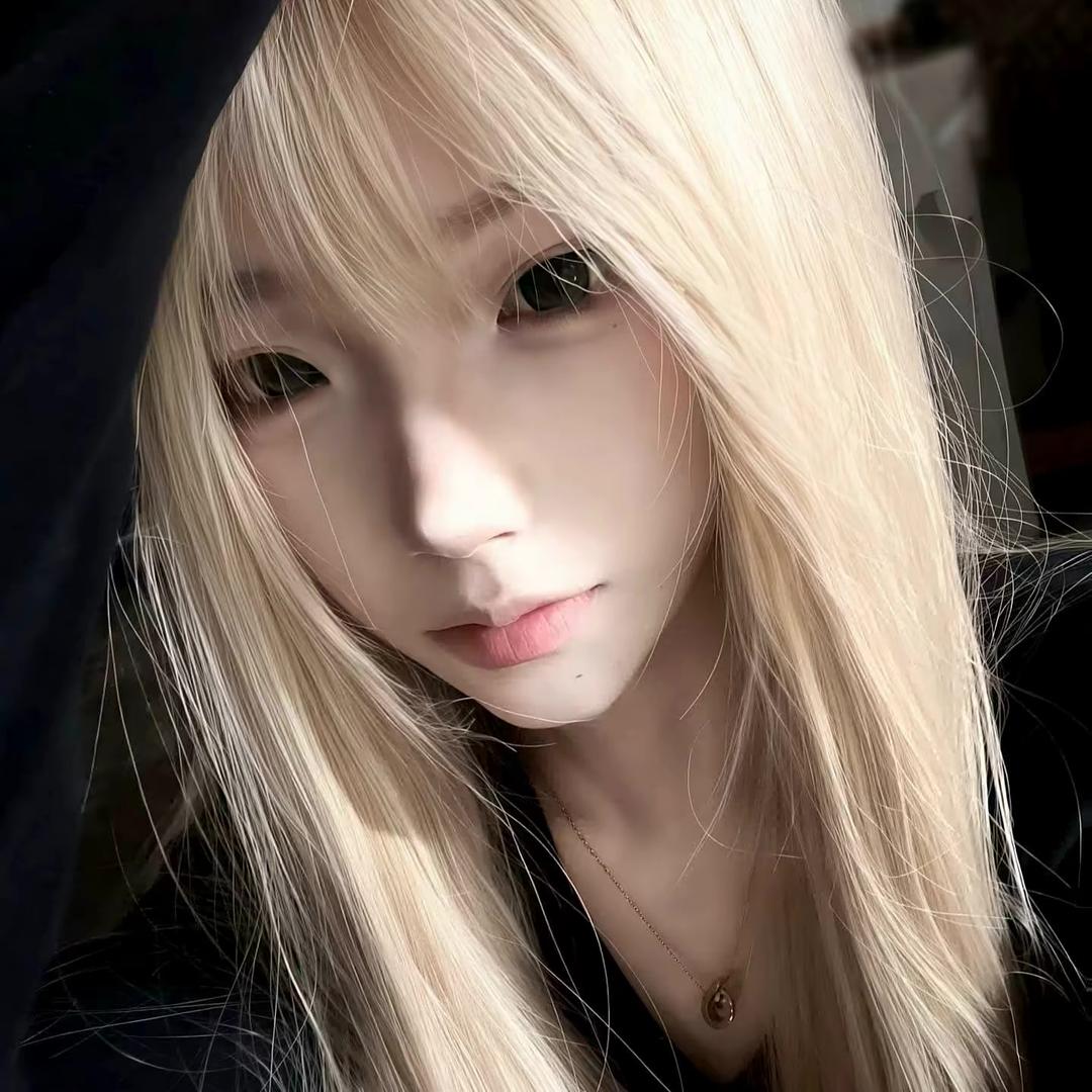 包子^