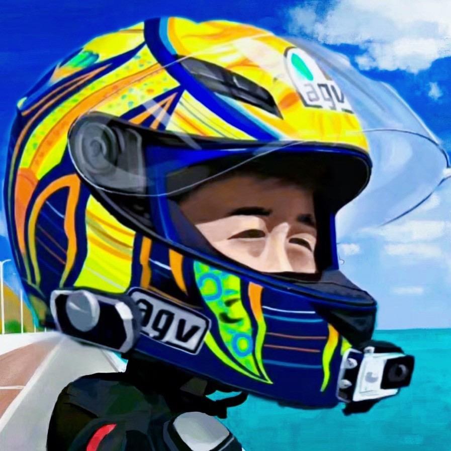 会骑摩托的晓俊