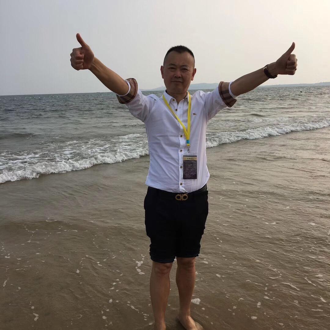 严哥的开心快乐日常