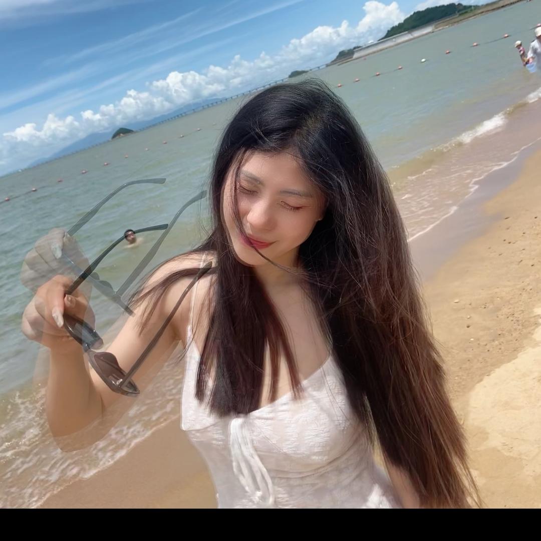 纪艺男装😊丽丽子