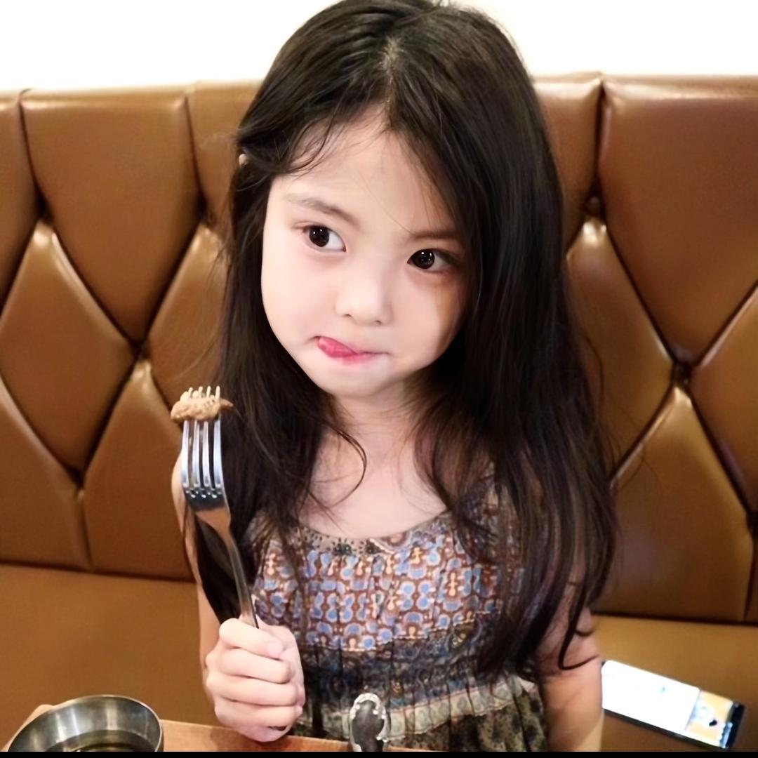 不爱勇敢吵架的北极熊