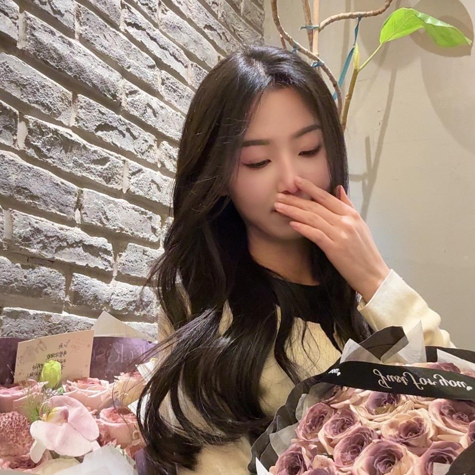 星星在等白先生 ♡