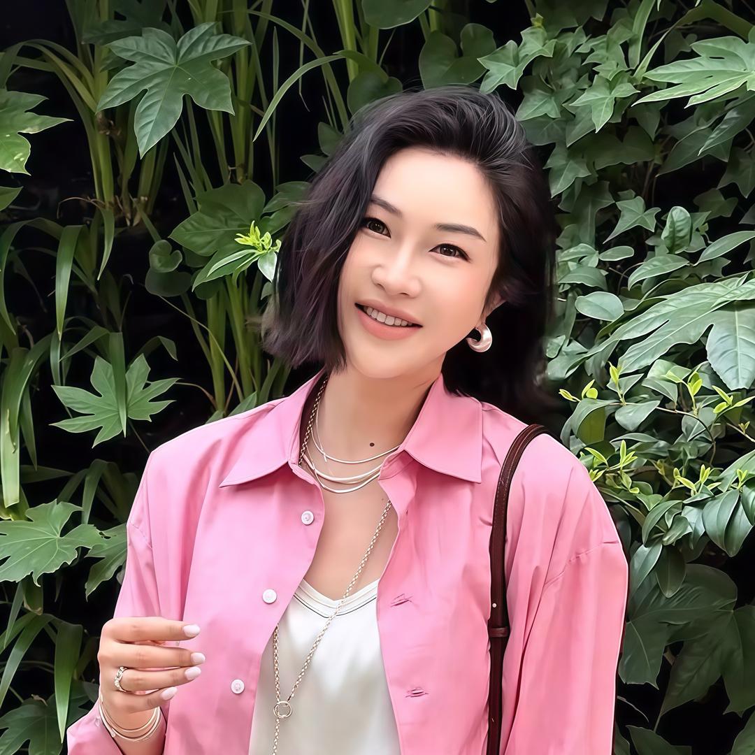 彭小未penny-气质穿搭