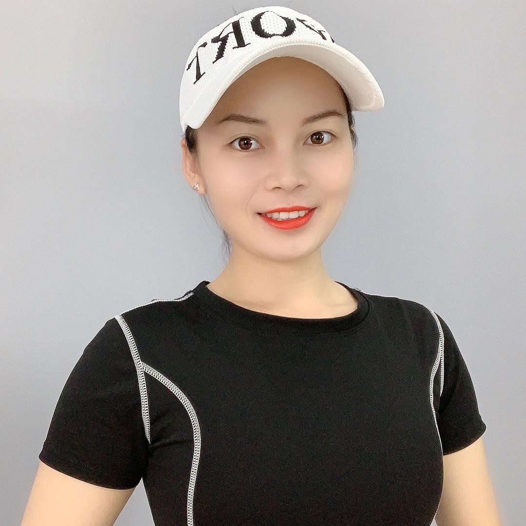 姣姣一家人