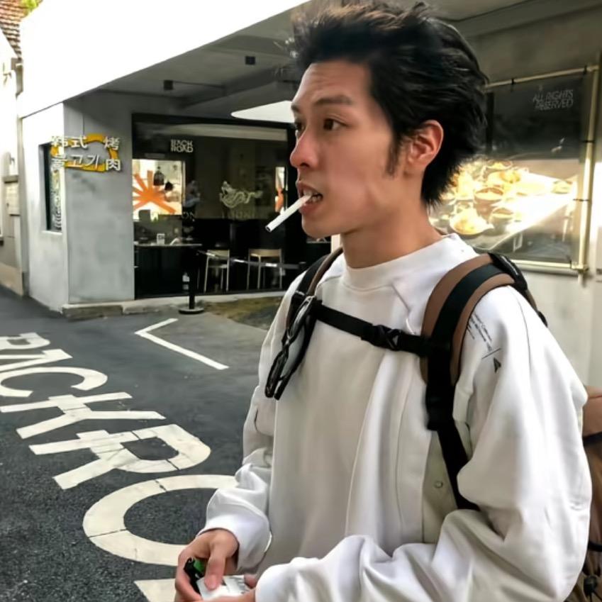 刚睡醒