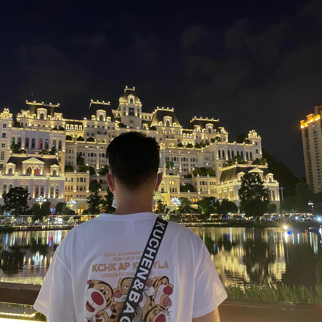 贵州轻工职业大学郑学长