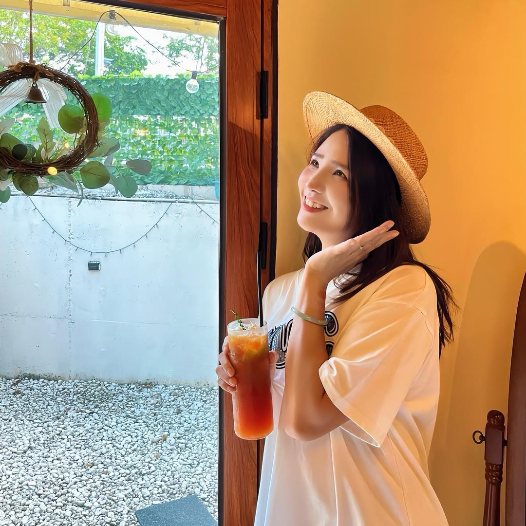 一菲