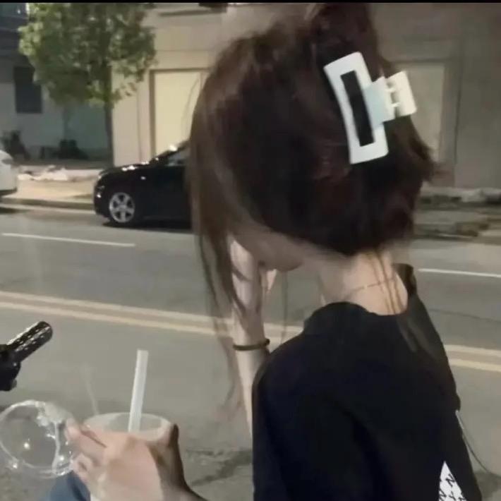 爱吃辣条⌓‿⌓