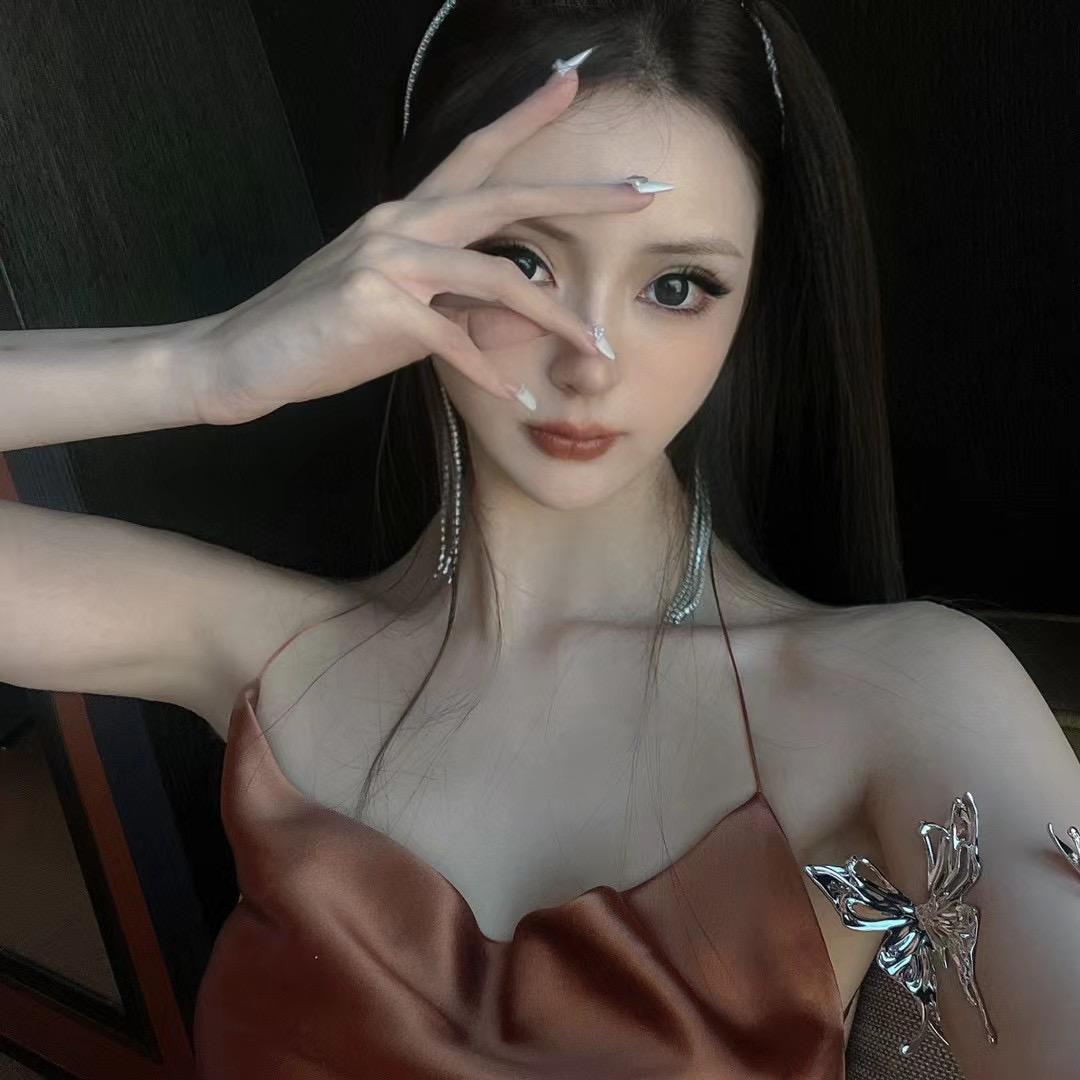 77/