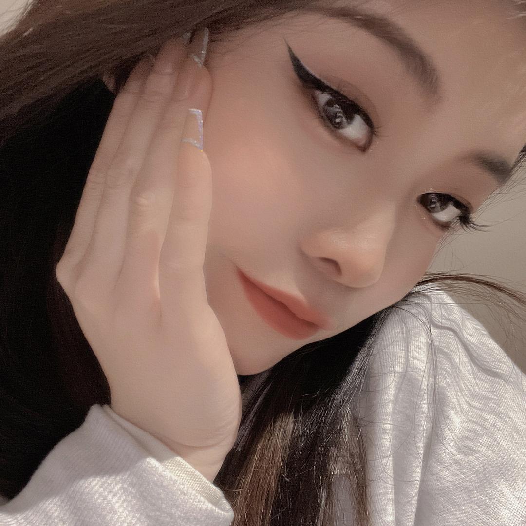 湘湘妆发师en~